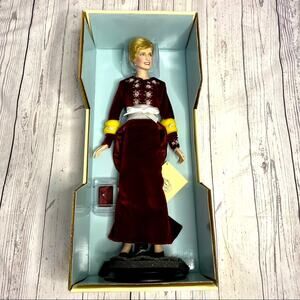 Franklin Mint Princess Diana Princess of Loveliness Doll